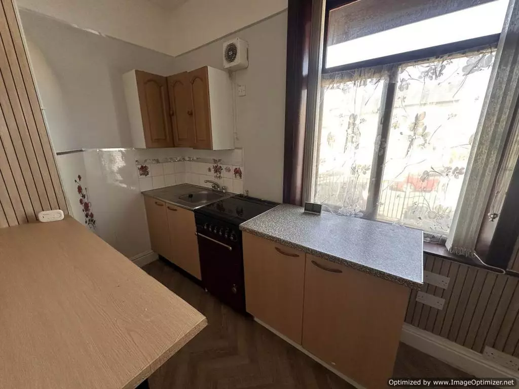 image-3-1024×1024 (3) £675 pcm (£156 pw)
