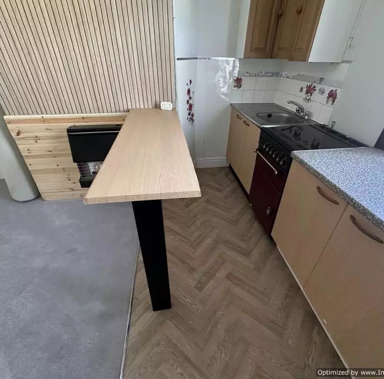 £675 pcm (£156 pw)
