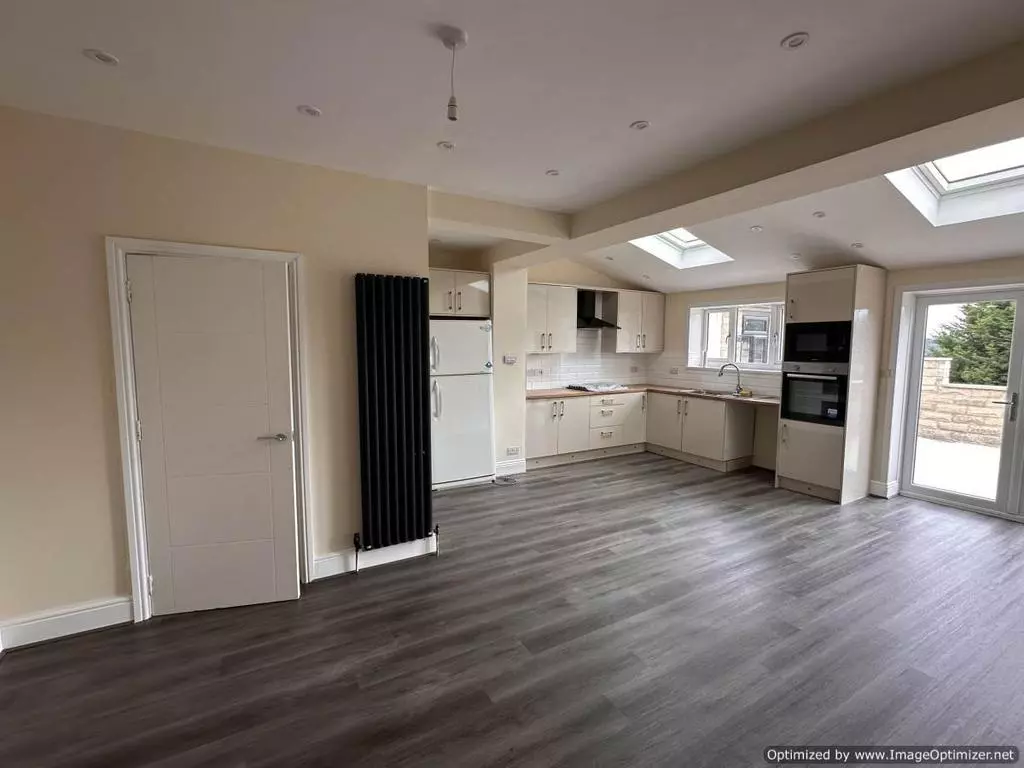image-4-1024×1024 (3) £1,400 pcm (£323 pw)
